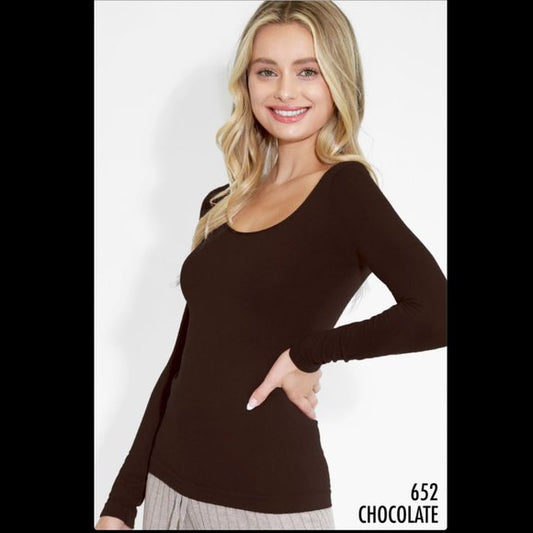 Long Sleeve 4-way Stretch Scoop Neck Top